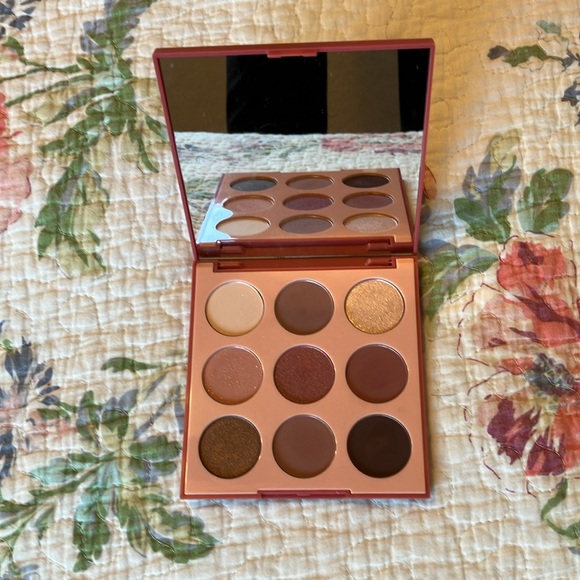 Morphe vintage rose artistry palette - Picture 3 of 4